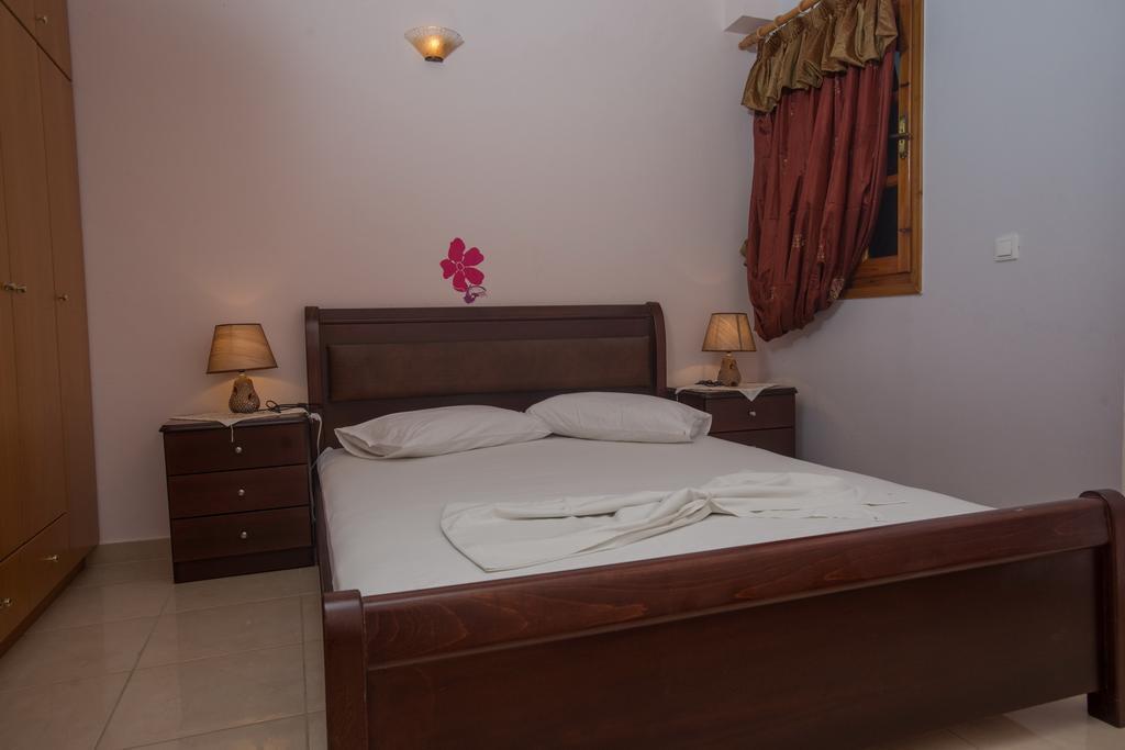 Sunset Holiday Home In Kalamaki Quarto foto